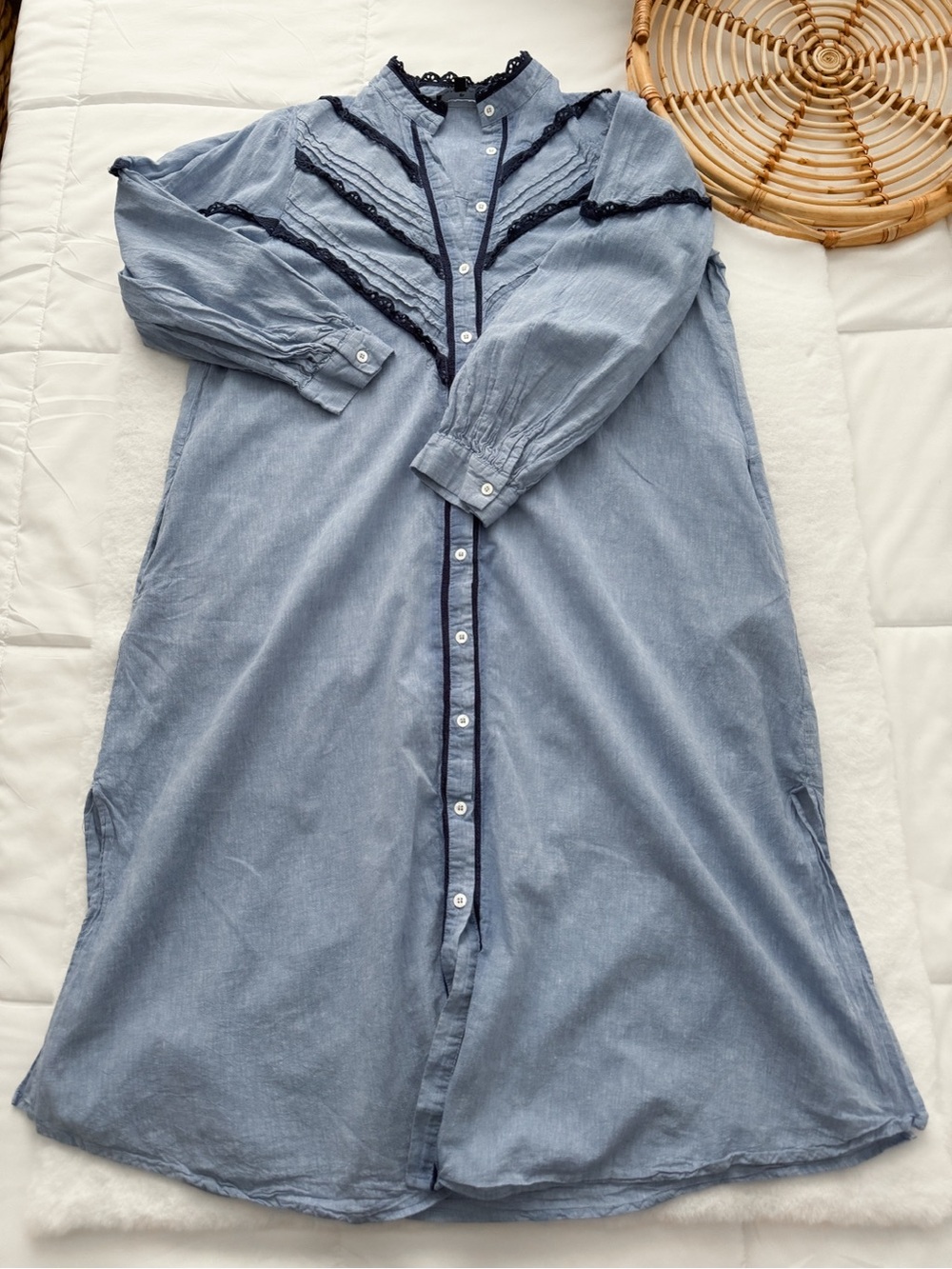 Pomander Place Jolene Chambray Midi Dress Tuckernuck Blue Lace Linen - Picture 6 of 11